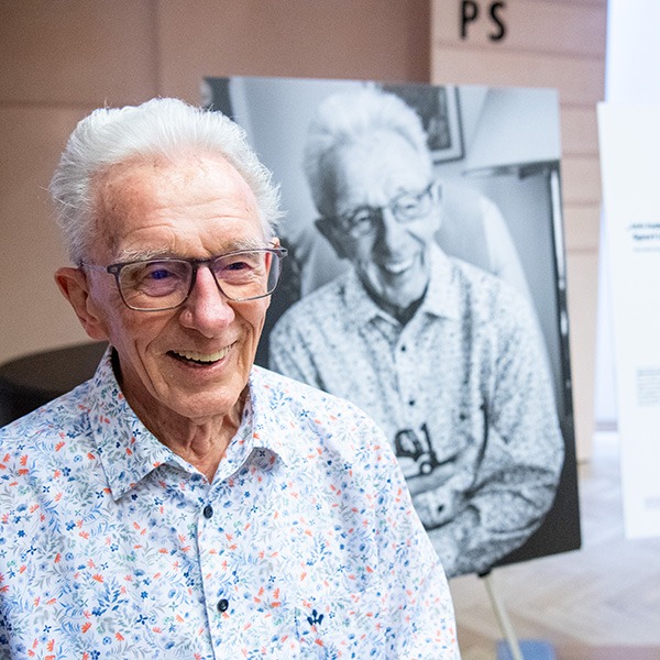 Ü90 – und mitten im Leben: Ausstellung im Festsaal des Hospitals zum Heiligen Geist