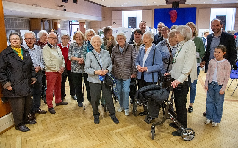 Ü90 – und mitten im Leben: Ausstellung im Festsaal des Hospitals zum Heiligen Geist