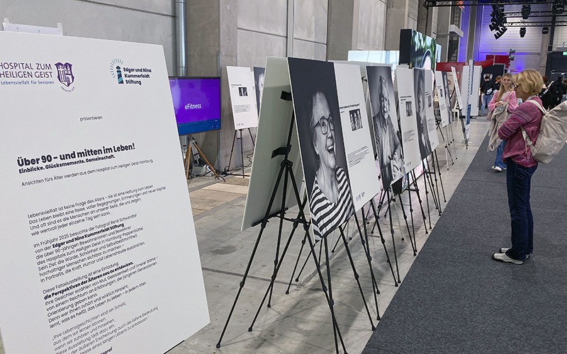 Begegnungen, die bleiben: Die Edgar und Nina Kummerfeldt Stiftung beim Deutschen Pflegetag in Berlin