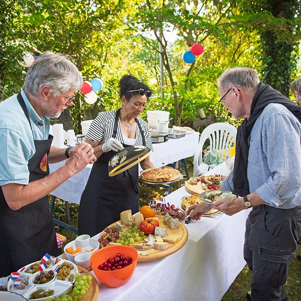 „Ein französischer Abend“ – Ein Nachbarschaftsfest nicht nur für Senioren